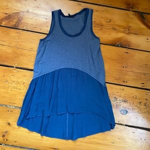 Left of Center from Anthropologie tank top/tunic   Women’s Size M